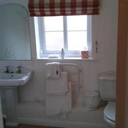 Station Farm 3*
