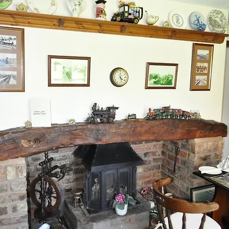 Station Farm 3*